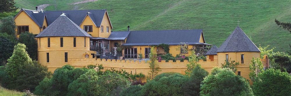 The Mudcastle Villa Нелсън Екстериор снимка