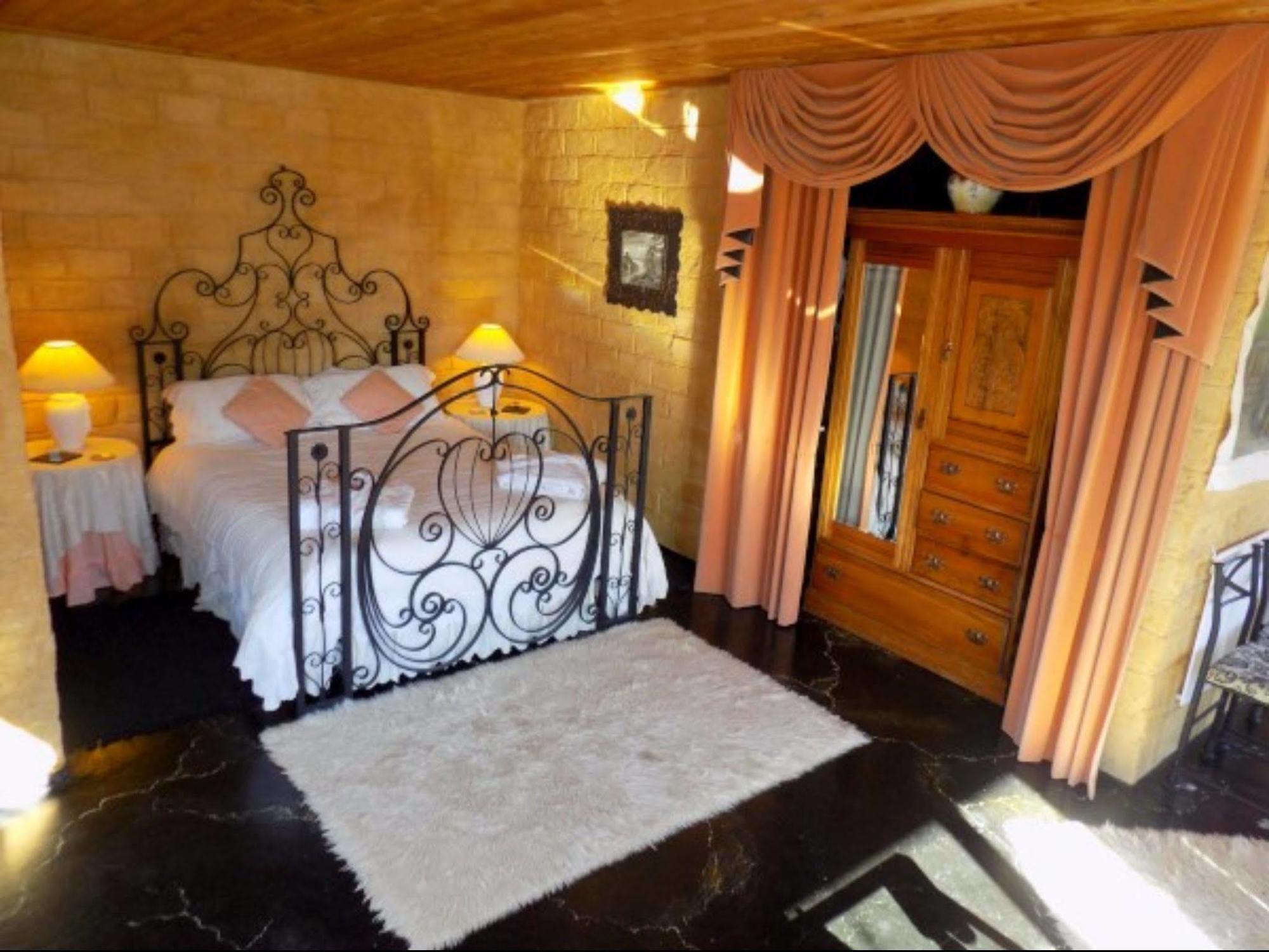 The Mudcastle Villa Нелсън Екстериор снимка