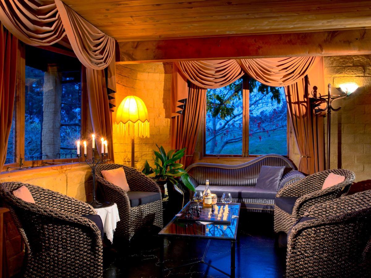 The Mudcastle Villa Нелсън Екстериор снимка