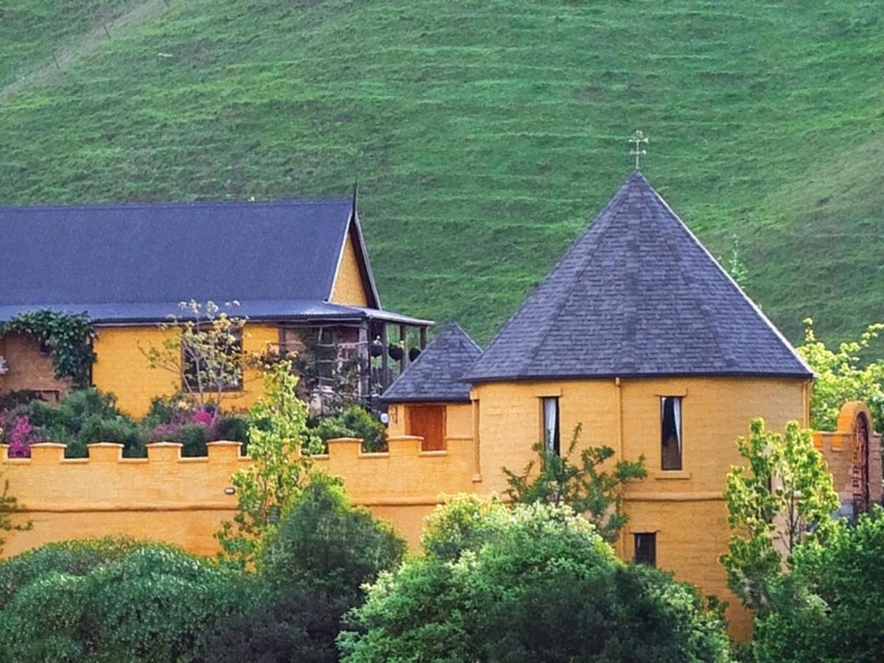 The Mudcastle Villa Нелсън Екстериор снимка